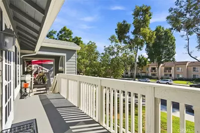 187 Huntington, Irvine, CA 92620 - Photo 17