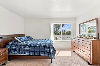 187 Huntington, Irvine, CA 92620 - Photo 15