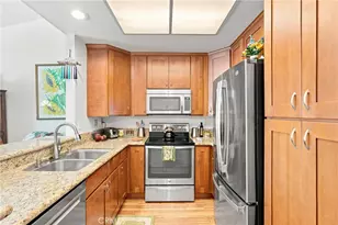 187 Huntington, Irvine, CA 92620 - Photo 7