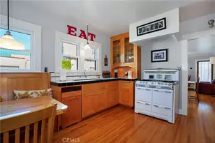 1376 W 10th, Los Angeles, CA 90732 - Photo 9