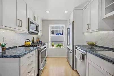 941 1st Street, Hermosa Beach, CA 90254 - Photo 5