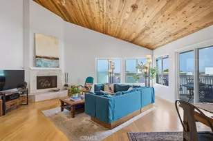 941 1st St, Hermosa Beach, CA 90254 - Photo 1