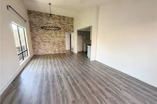 7300 Corbin Ave, Los Angeles, CA 91335 - Photo 13