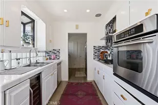 4400 W 59th Pl, Los Angeles, CA 90043 - Photo 13