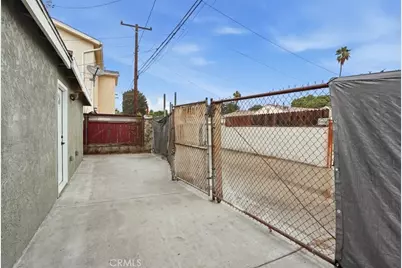 2470 Webster, Long Beach, CA 90810 - Photo 27