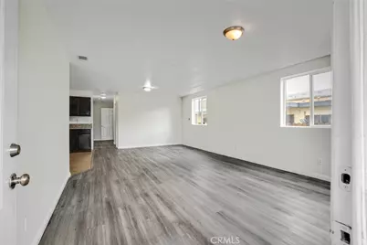 149 W Colden Avenue, Los Angeles, CA 90003 - Photo 5