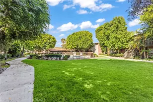 23308 Marigold Ave, Torrance, CA 90502 - Photo 27