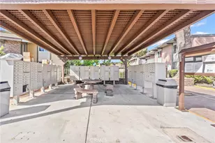 23308 Marigold Ave, Torrance, CA 90502 - Photo 29