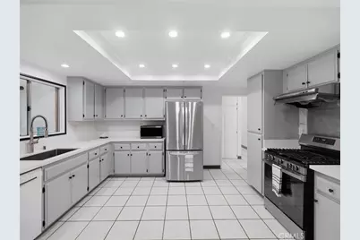 512 E 8th Street, Pomona, CA 91766 - Photo 9
