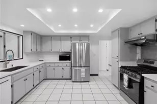 512 E 8th St, Pomona, CA 91766 - Photo 9