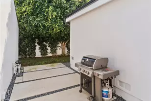 6566 W 85th St, Los Angeles, CA 90045 - Photo 31