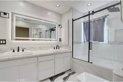 428 W 98th, Los Angeles, CA 90003 - Photo 17