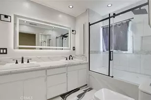 428 W 98th, Los Angeles, CA 90003 - Photo 17