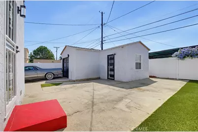 428 W 98th, Los Angeles, CA 90003 - Photo 23