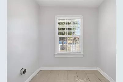 428 W 98th, Los Angeles, CA 90003 - Photo 11