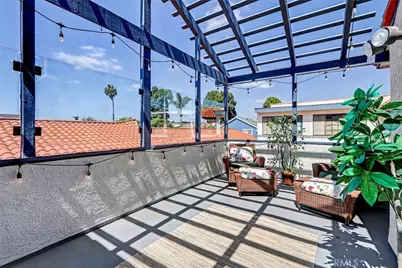 2119 Ernest Avenue #2, Redondo Beach, CA 90278 - Photo 7
