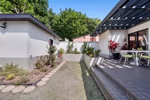 1427 S Doheny Dr, Los Angeles, CA 90035 - Photo 17