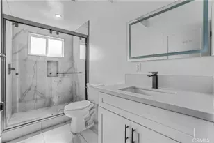 162 W 65th St, Los Angeles, CA 90003 - Photo 19