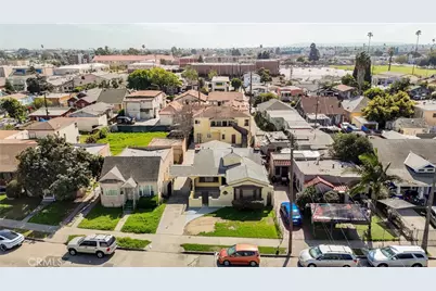 162 W 65th Street, Los Angeles, CA 90003 - Photo 3