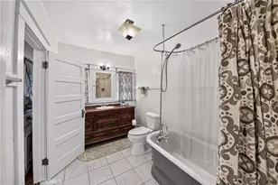 1705 W 52nd, Los Angeles, CA 90062 - Photo 23