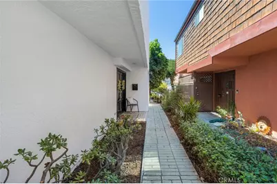 732 Hermosa Avenue, Hermosa Beach, CA 90254 - Photo 7