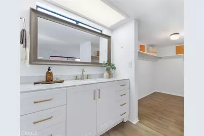 732 Hermosa Avenue, Hermosa Beach, CA 90254 - Photo 33
