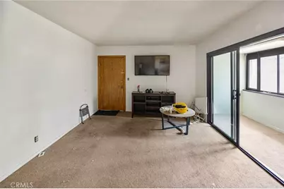 145 W Hillcrest Boulevard, Inglewood, CA 90301 - Photo 27