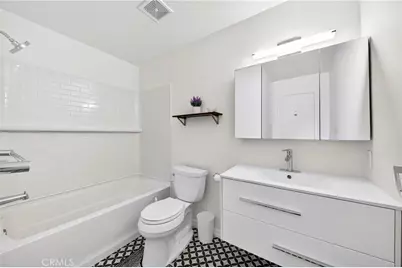 15020 Victory #104, Los Angeles, CA 91411 - Photo 11