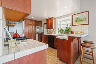 747 23rd St, Manhattan Beach, CA 90266 - Photo 11