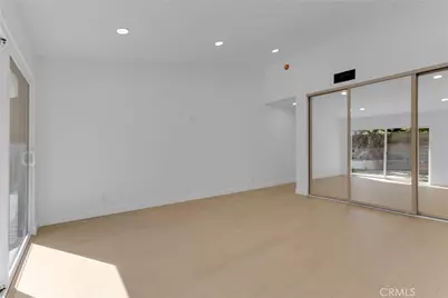 5922 Julian Lane, Tarzana, CA 91356 - Photo 21