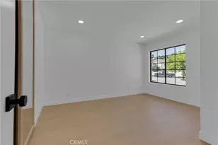 5922 Julian Ln, Tarzana, CA 91356 - Photo 29