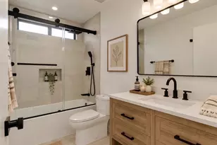 5922 Julian Ln, Tarzana, CA 91356 - Photo 19