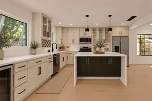 5922 Julian Ln, Tarzana, CA 91356 - Photo 15