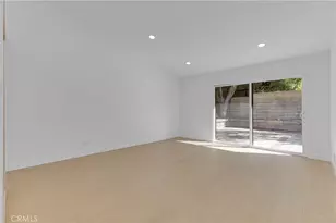 5922 Julian Ln, Tarzana, CA 91356 - Photo 25