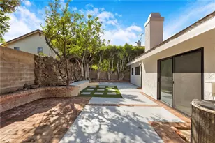5922 Julian Ln, Tarzana, CA 91356 - Photo 33