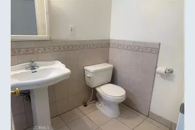 1056 W 8th Street, San Pedro, CA 90731 - Photo 15