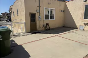 1056 W 8th St, San Pedro, CA 90731 - Photo 21