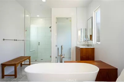 13011 Discovery Creek, Playa Vista, CA 90094 - Photo 35