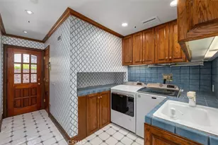 1464 Via Cresta, Pacific Palisades, CA 90272 - Photo 17