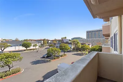 21345 Hawthorne Boulevard #204, Torrance, CA 90503 - Photo 31