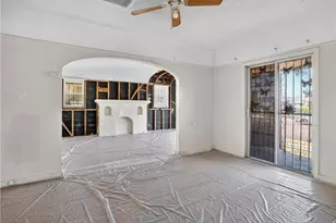 11145 Raymond, Los Angeles, CA 90044 - Photo 17