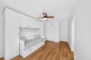 22817 Burbank Blvd, Woodland Hills, CA 91367 - Photo 27