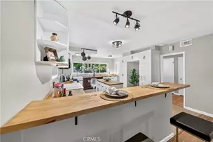 22817 Burbank Blvd, Woodland Hills, CA 91367 - Photo 9