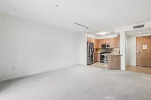 267 S San Pedro, Los Angeles, CA 90012 - Photo 13