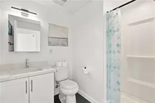 2301 S Cloverdale, Los Angeles, CA 90016 - Photo 17
