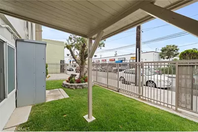 10720 Burin Avenue, Inglewood, CA 90304 - Photo 7