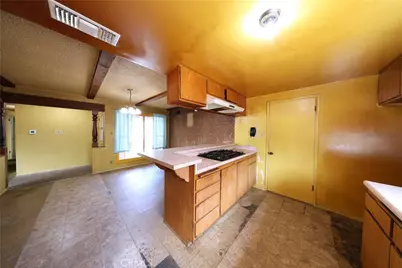 25421 Pennsylvania Ave, Lomita, CA 90717 - Photo 13