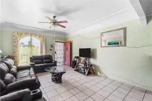 163 E 109th Pl, Los Angeles, CA 90061 - Photo 5