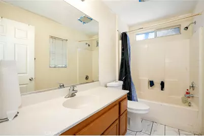 893 W Kemp Court, Compton, CA 90220 - Photo 25
