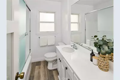 303 E Walnut, El Segundo, CA 90245 - Photo 11